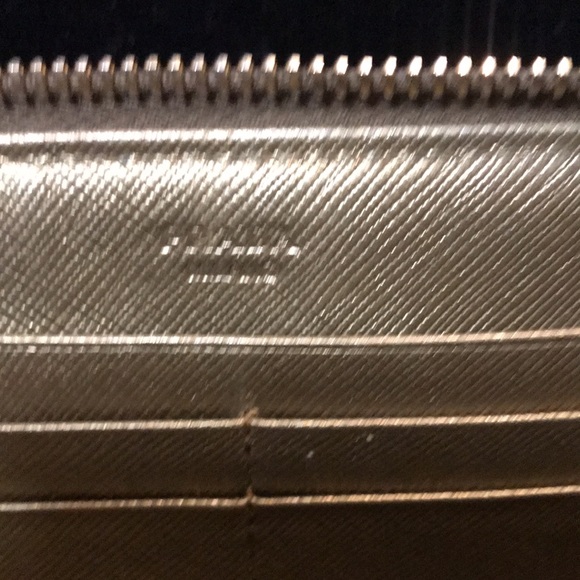 Prada wallet brown with gold trim. - Picture 5 of 8